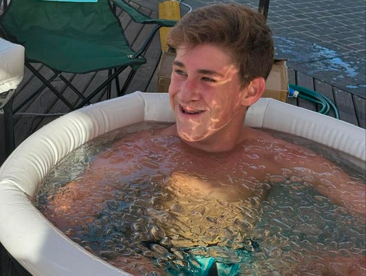 From Sore to Soothed: How the Relief Combo Ice Bath Enhances Muscle Recovery