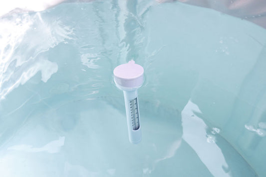 Cool Tools for Muscle Recovery: The Role of Floating Pool Thermometers and Ice Cube Trays